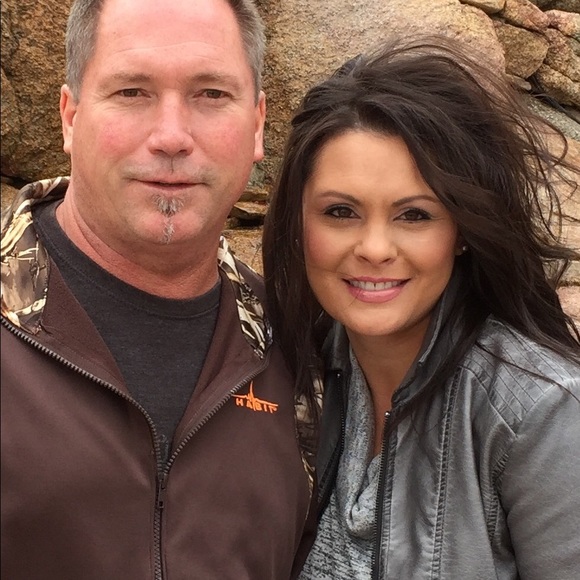 Meet your Posher, Laurie - Picture 4 of 7